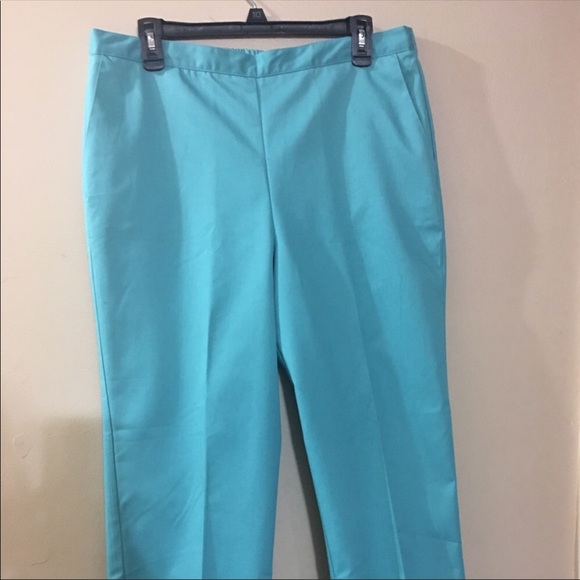 Alfred Dunner Pants - (2) BUNDLE (NWT) Alfred Dunner Slacks (2) colors PERFECT GRANNY FIT
